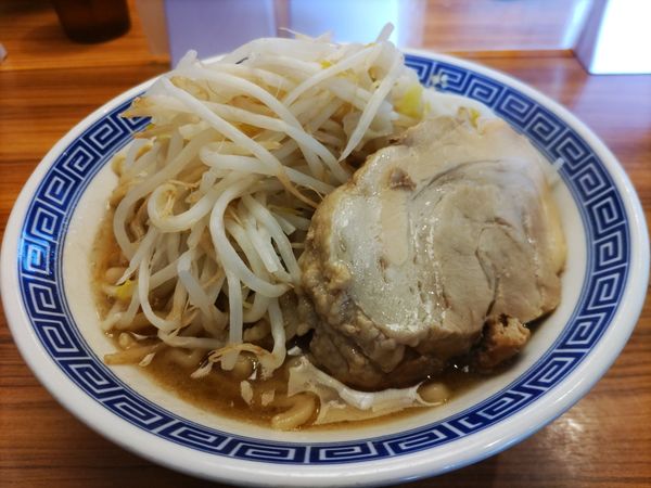 「ラーメン+生卵」@びんびん豚の写真