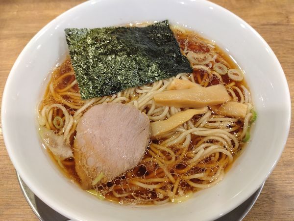 「中華そば（並盛）　４９０円」@舎鈴 丸の内店の写真