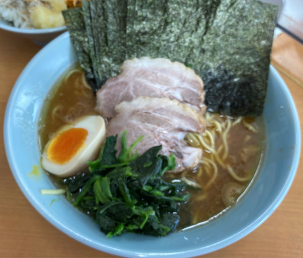 「特製らーめん 海苔 硬 多」@横浜らーめん 武蔵家 綾瀬店の写真