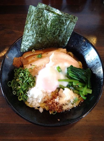 「鶏白湯まぜ麺 900円」@六代目 麺処「まるは」極 西船橋店の写真
