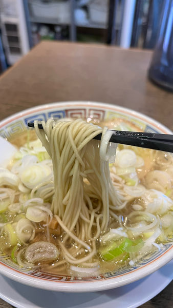 「塩中華ネギ増し麺硬め 細麺」@丸中華そばの写真