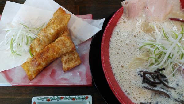 「濃厚泡豚そば」@豚骨専科 田丸家の写真