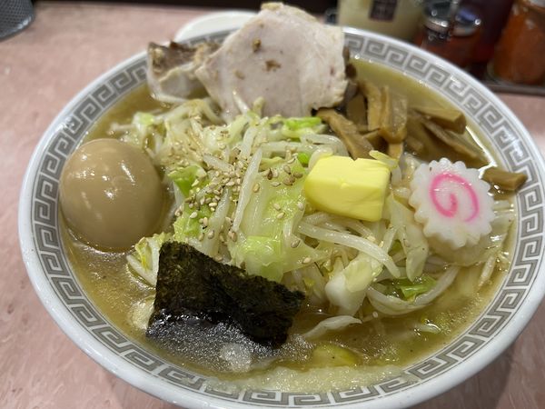 「中華そば(小)730円野菜120円塩変更30円バター50円」@所沢大勝軒の写真