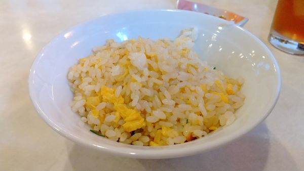 「#葱チャーハン #香港エビワンタンメン  #800円」@美心酒家の写真