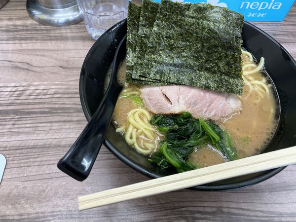 「らーめん並650円  5/2」@家系らーめん 武蔵家 川越店の写真