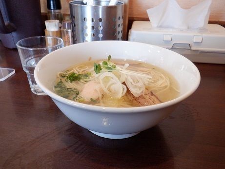 「塩鶏そば」@麺屋 くまがいの写真