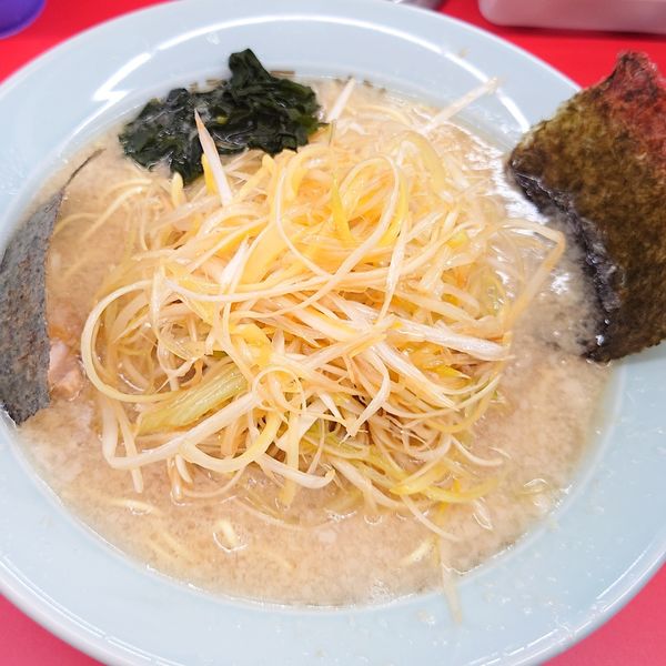「ネギラーメン850円　麺硬め」@ラーメンショップ 丸ヶ崎店の写真