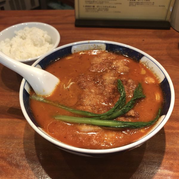 「排骨担々麺（大辛）」@支那麺 はしご 銀座四丁目店の写真