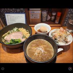 濃厚魚介豚骨(つけ麺)