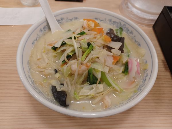 「ミルキーチャンポン（期間限定）」@ぎょうざの満洲 小江戸館の写真