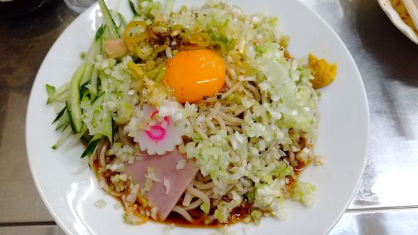 「冷し中華+コマネギ+生卵&etc」@中華そば みたかの写真