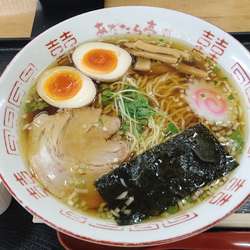 あだたらラーメン 煮卵入り¥830-