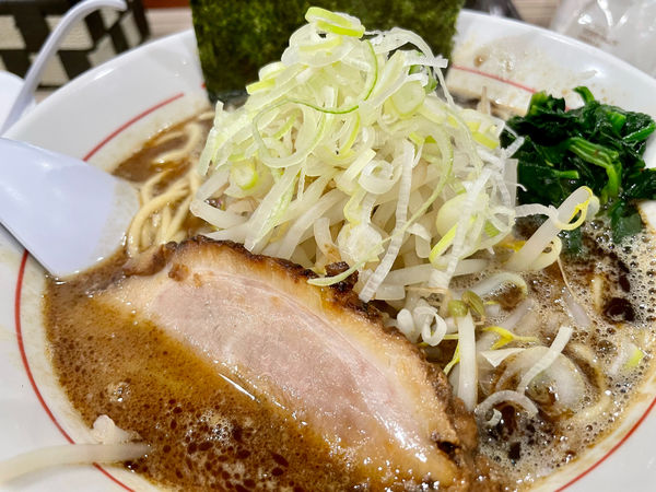 「黒うまいラーメン」@松福 函南店の写真