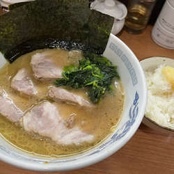 チャーシューメン ¥950　小ライス ¥100