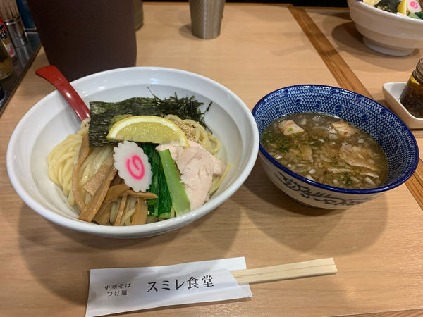 「豚バラガーリック塩つけ麺」@スミレ食堂の写真