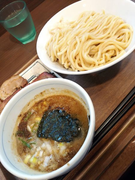 「三種のチャーシューつけめん」@つけめん さなだの写真