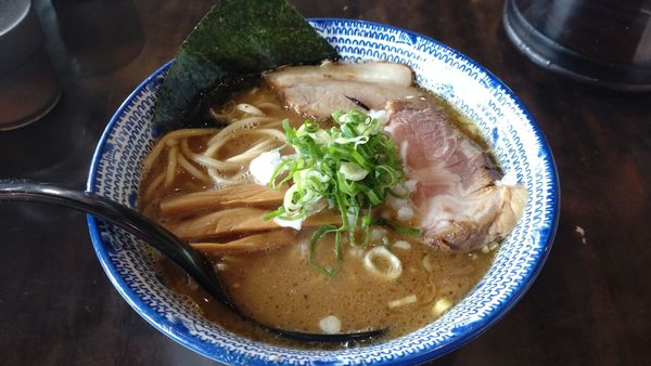 「濃厚中華そば」@麺 やまだの写真