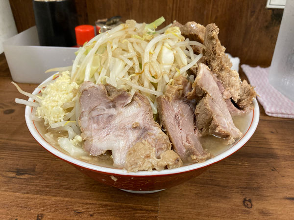 「小豚w」@ラーメン二郎 品川店の写真