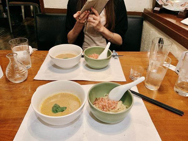 「グリーンカレーつけ麺」@酒肴 新屋敷の写真