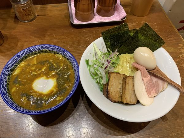 「煮干しカレーつけ麺」@麺や百日紅の写真