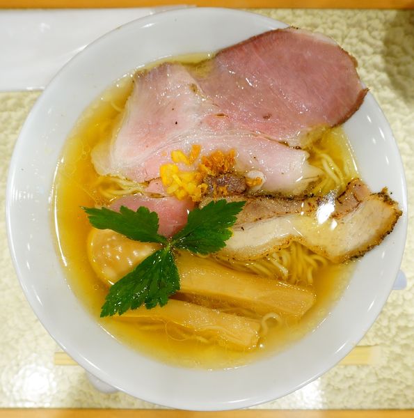 「黄金貝らーめん 味玉付＋生ビール」@なにわ麺次郎の写真