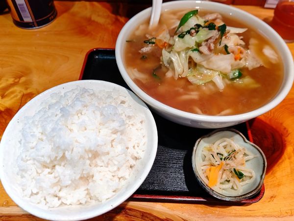「一発ラーメン(並盛・150g・極太麺)＋半ライス1,220円」@一発ラーメン はしご屋 高崎店の写真
