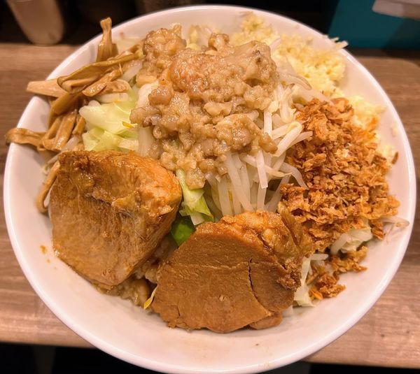 「国産豚まぜそば 300g」@豚仙人 鶴見店の写真