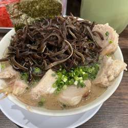 ねぎちゃーしゅう＋キクラゲ　アブラ少なめ　替え玉１（無料券）