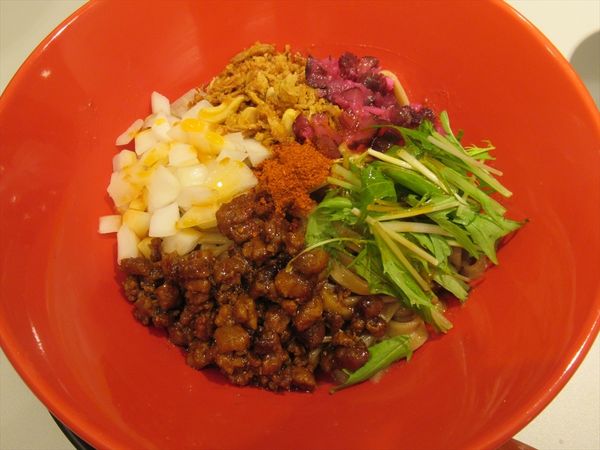 「エニシ担担麺（中辛）（900円）」@KOBE ENISHI担担麺 エニシスタンドの写真