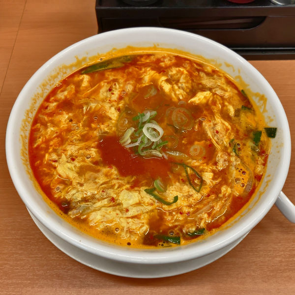 「大宮担々麺（辛く）￥650」@日高屋 バル小山店の写真