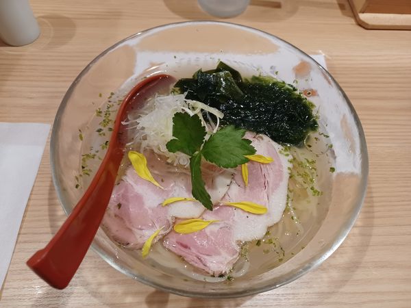 「あさりと海藻の冷やし麺　限定」@焼きあご塩らー麺 たかはし 恵比寿店の写真