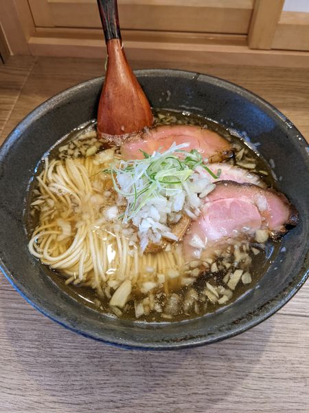 「塩玉葱中華＋味玉」@中華蕎麦 麺とスープの写真