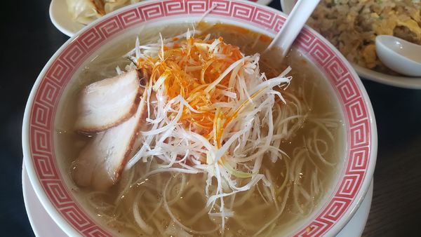 「塩ねぎらーめん Cセット」@幸楽苑 松戸古ヶ崎店の写真