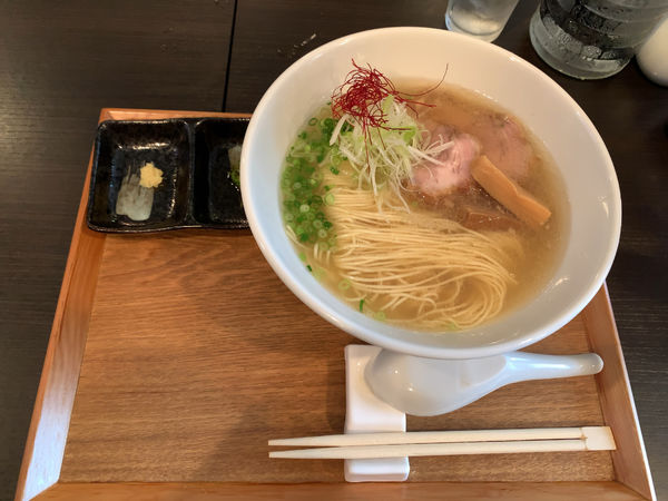 「拉麺780円」@豚骨清湯・自家製麺 かつらの写真