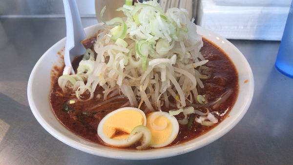 「《 限定 》海老味噌の頂  辛さLV10  ￥1020」@旨辛タンメン ファイヤーマウンテンの写真