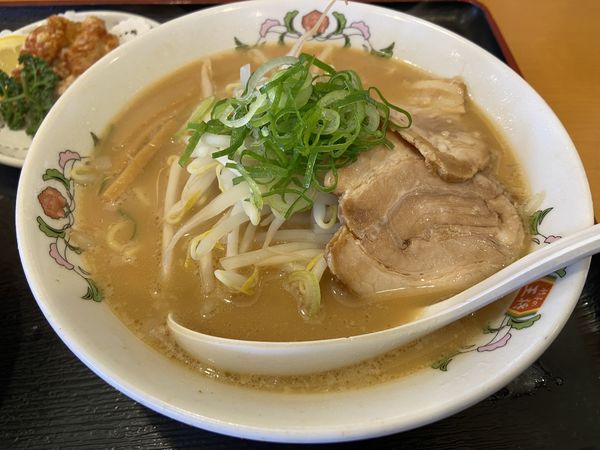 「餃子の王将ラーメンセット(ライス大)+にんにく激増し餃子」@餃子の王将 中央林間りんかんモール店の写真