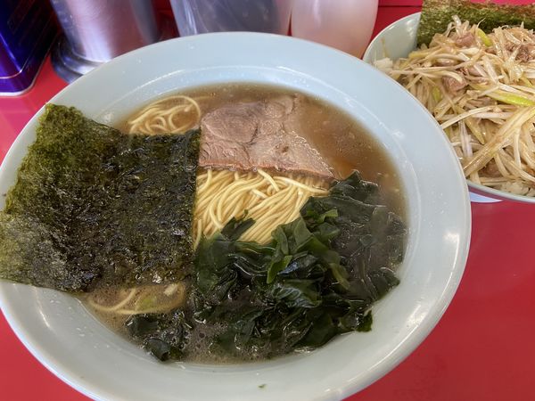 「ラーメン（ｶﾀﾒ）＋ネギ丼」@ラーメンショップ 綾瀬店の写真