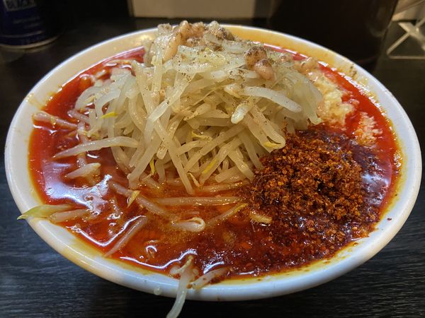 「辛麺（ﾆﾝﾆｸ ｱﾌﾞﾗ ﾎｱｼﾞｬｵｽｸﾅﾒ）」@豚星。の写真