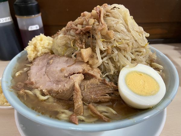 「富士丸ラーメン（ﾆﾝﾆｸ多め ちょい野菜 ちょいｱﾌﾞﾗ）」@ラーメン富士丸 平塚店の写真