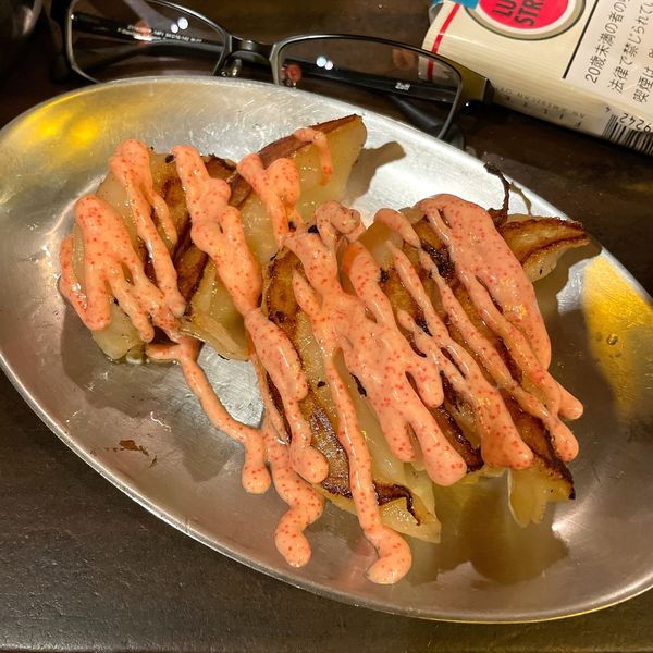 「じゃがバター餃子」@餃子酒場 大田屋の写真