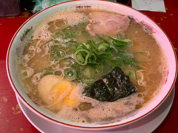 「らーめん」@中洲屋台 長浜ラーメン 初代 健太の写真