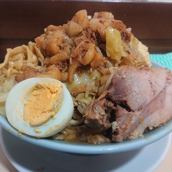 「富士丸らーめん980円、ヤサイマシ100円、茹で卵120円」@ラーメン富士丸 平塚店の写真