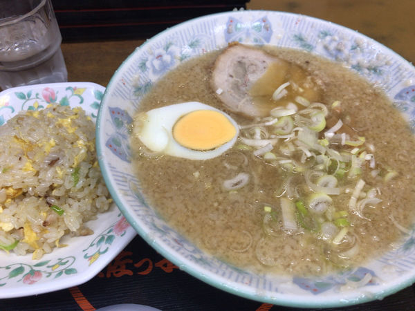 「マル得Aセット(半チャーハン+土佐っ子ラーメン) 850円」@環七土佐っ子ラーメン 池袋店の写真