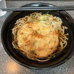 かき揚げそば 400円