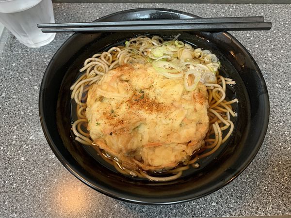 「かき揚げそば 400円」@大江戸そば 松戸店の写真