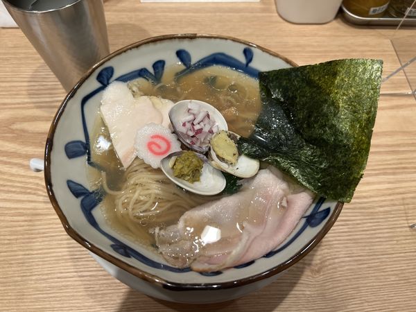 「蛤醤油トリュフバターらぁ麺1200円」@貝と煮干し、時々濃厚の写真