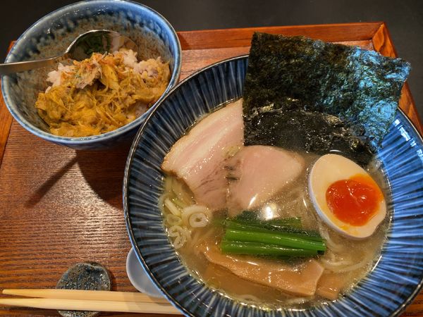 「塩ラーメン850+ミニカレー」@Omirukの写真