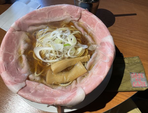 「ピストル、チャーシュー5枚＋替え玉（半玉）」@ラーメン大戦争 せんば心斎橋店の写真