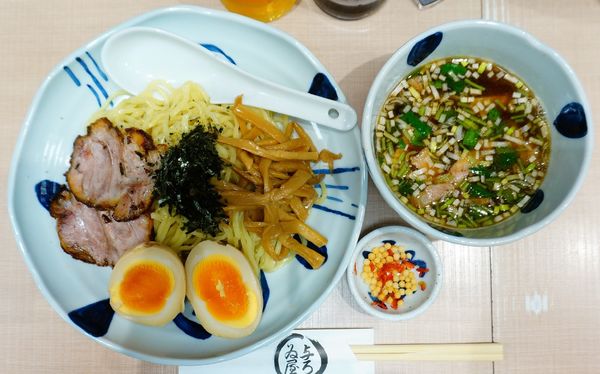 「特製ざるらーめん＋ビール」@与ろゐ屋の写真