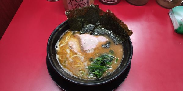 「ラーメン750円」@家系ラーメン 王道家の写真